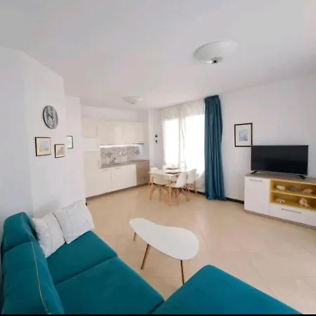 Oasis Park Apartament